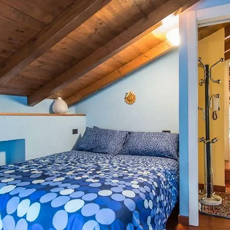 Rosanna Apartment *
