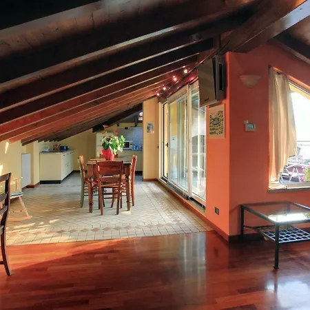 Rosanna Appartement Lezzeno